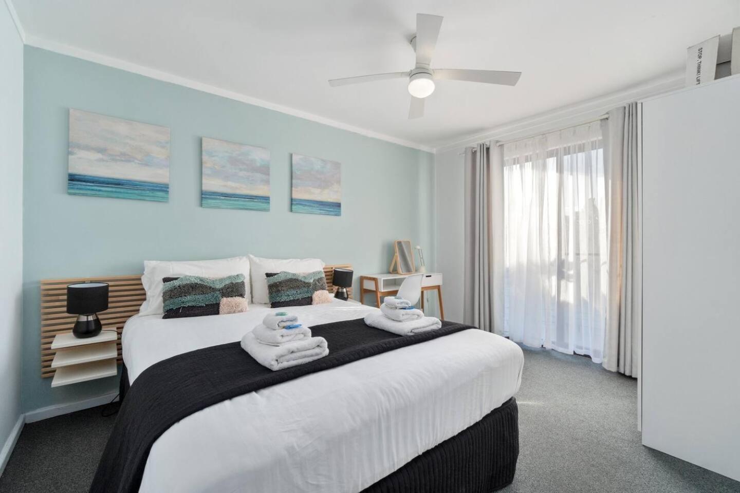 Chic 2 Bed Apartment On Scarborough Beach Perth Luaran gambar