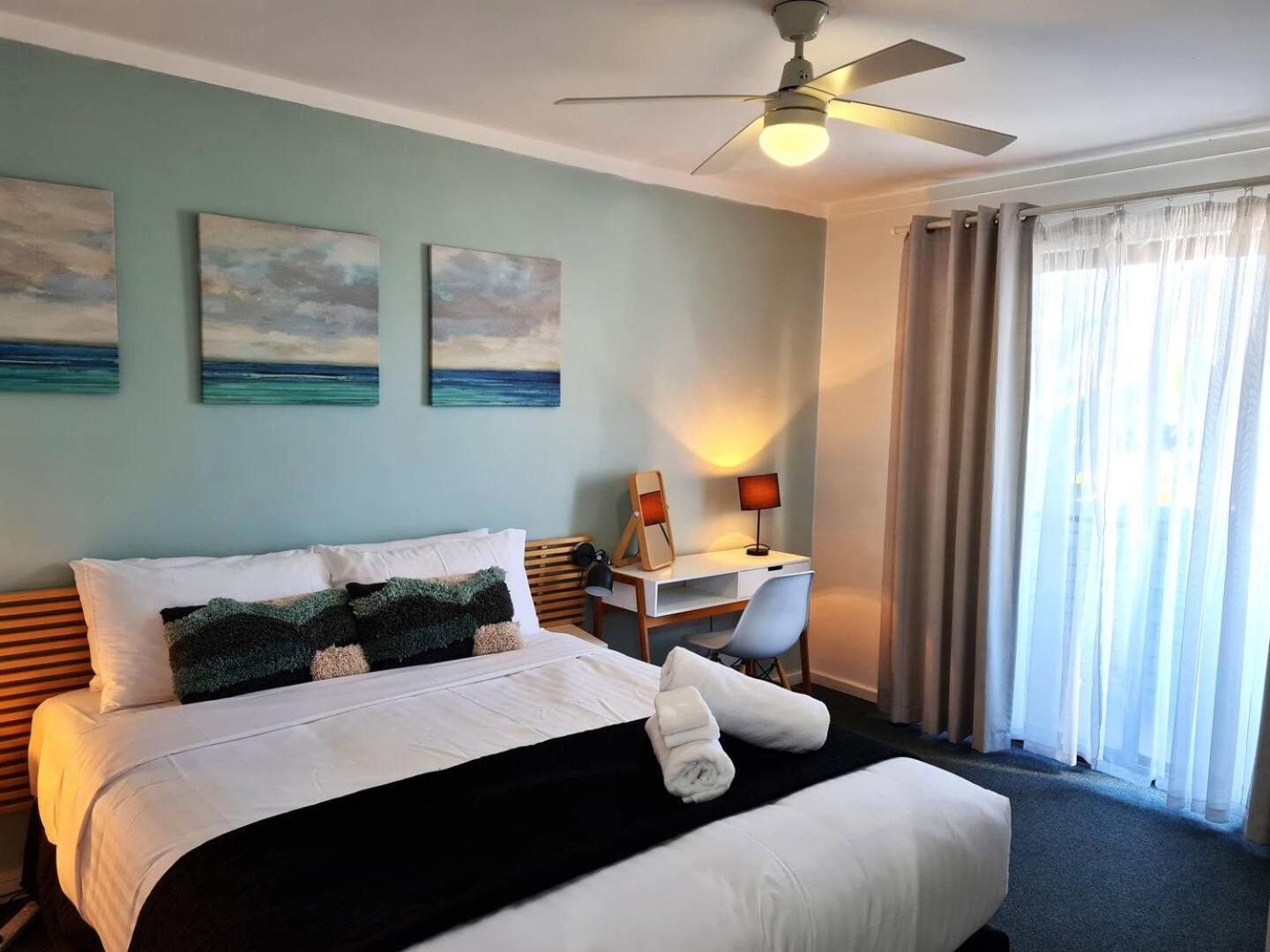 Chic 2 Bed Apartment On Scarborough Beach Perth Luaran gambar