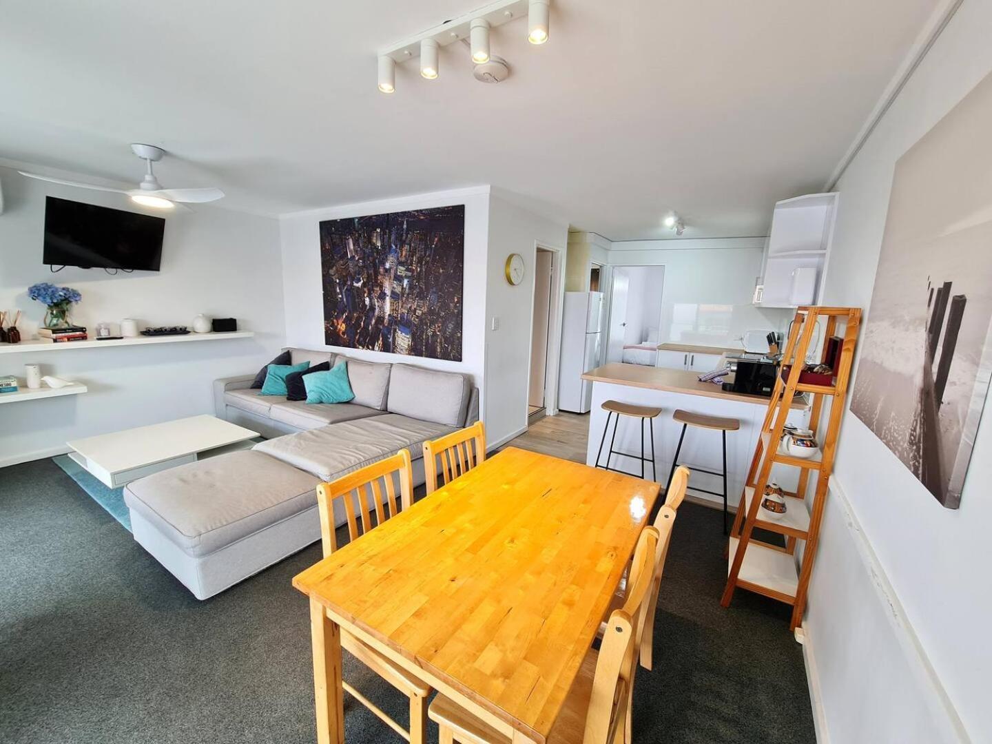 Chic 2 Bed Apartment On Scarborough Beach Perth Luaran gambar