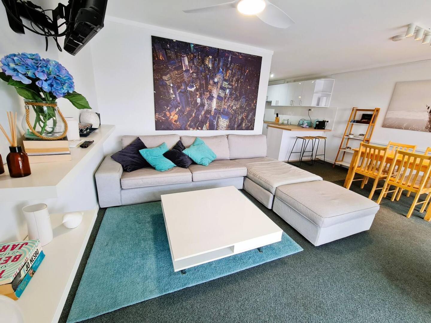 Chic 2 Bed Apartment On Scarborough Beach Perth Luaran gambar